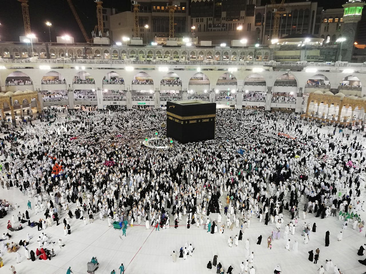 Fulfill Your Dream of Performing Umrah